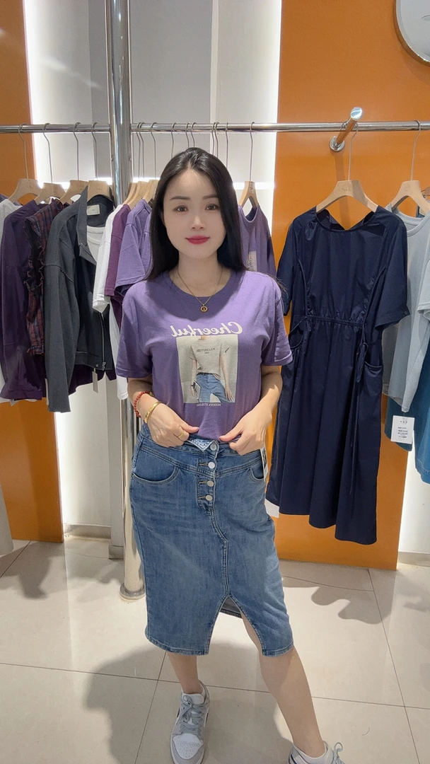 常规款学院风圆领印花短袖T恤紫色蓝色痞帅西域风休闲