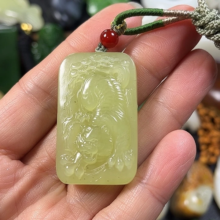 和田玉（黄玉）未镶嵌挂件