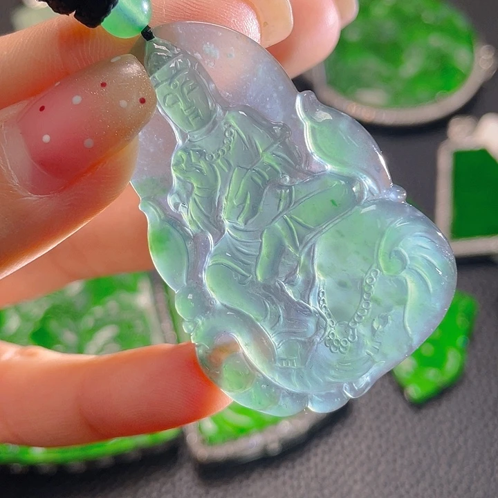 翡翠颈饰未镶嵌28，