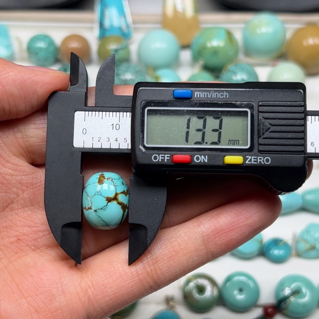 雨***小未镶嵌绿松石珠宝奇石