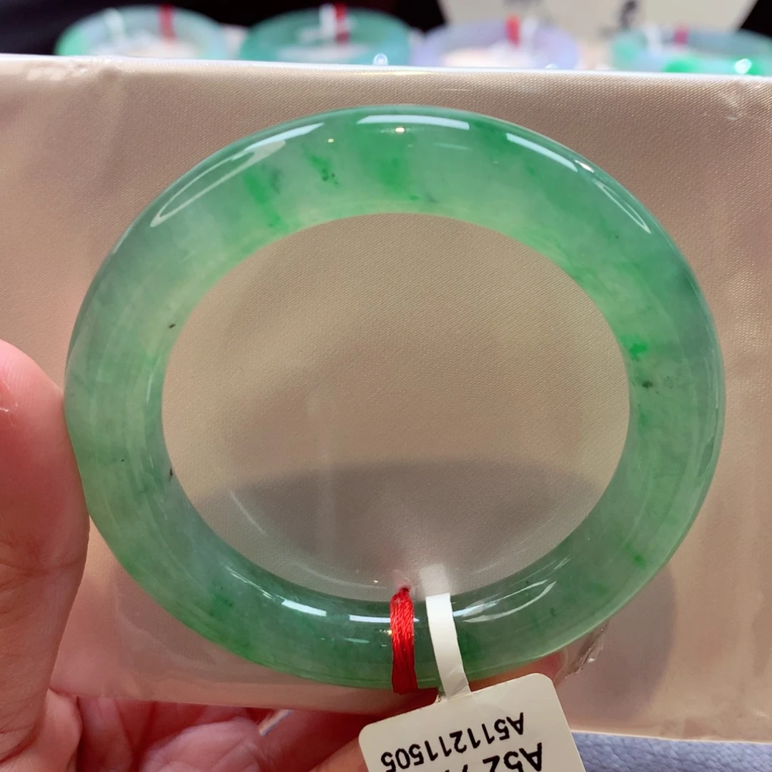 未镶嵌手镯翡翠52圆条水汪汪冰透绿（12号）