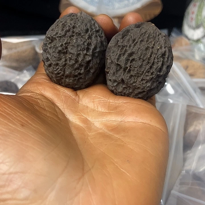 把件文玩核桃云南铁核桃基地53