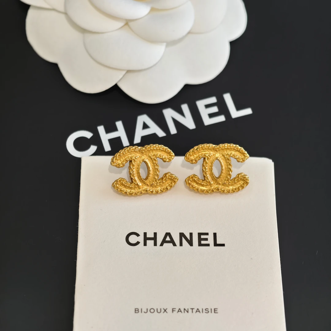 99新 Chanel/香奈儿 耳钉经典双C浓金精致