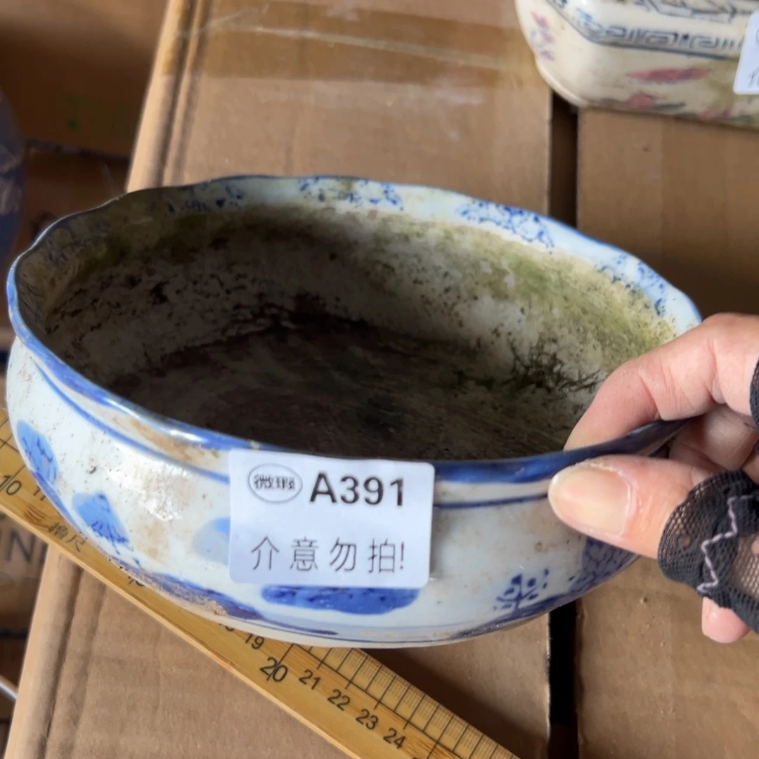 微瑕青花瓷器值得厚爱