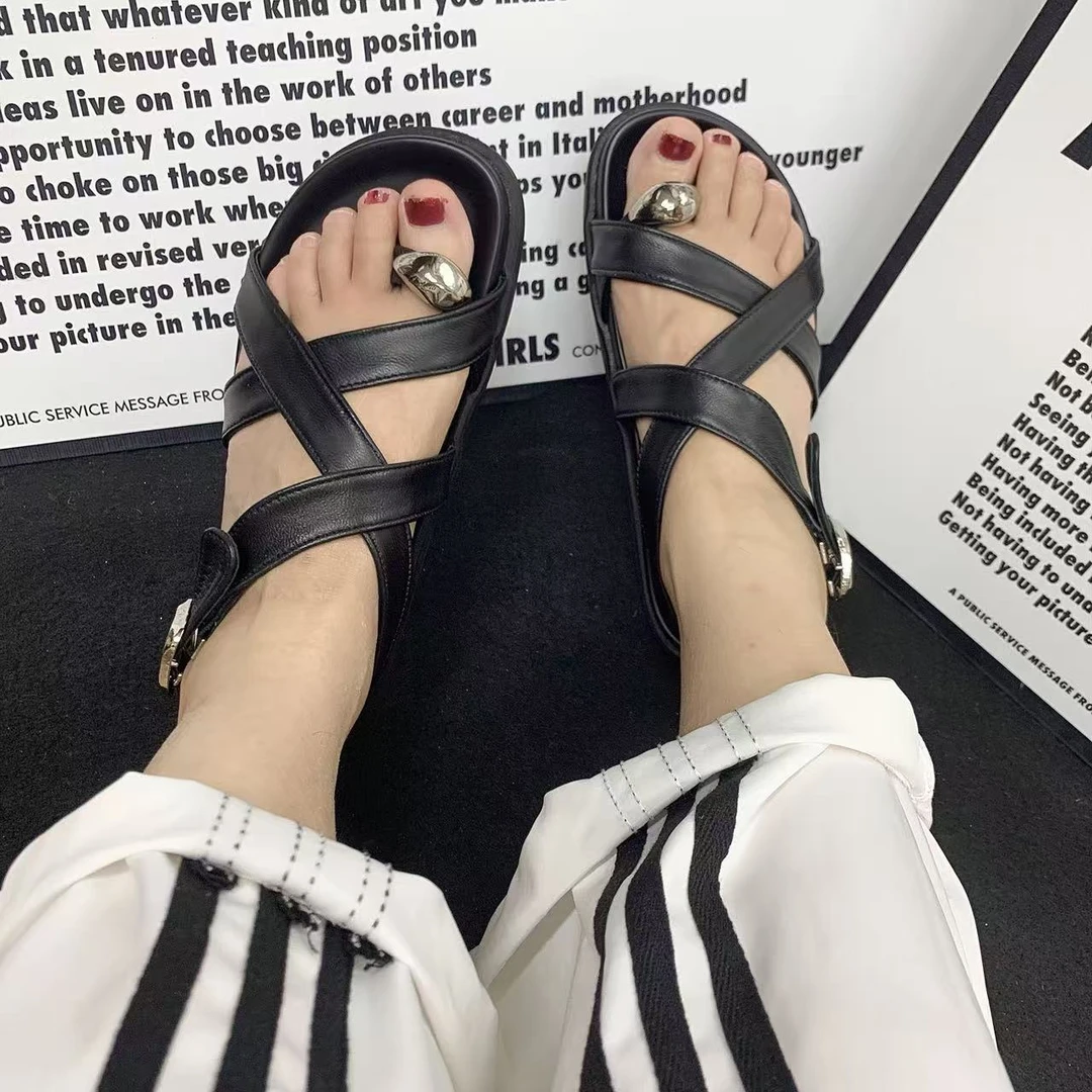 大金波哥大码潮鞋40-43码2507-40韩版里外全皮重工时装圆头凉鞋