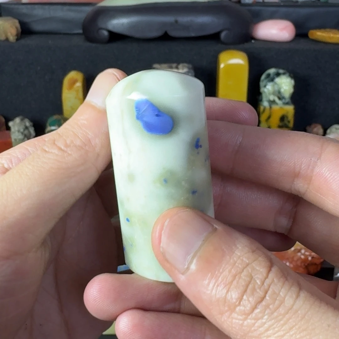 青田石印石点*唇青田蓝宝石