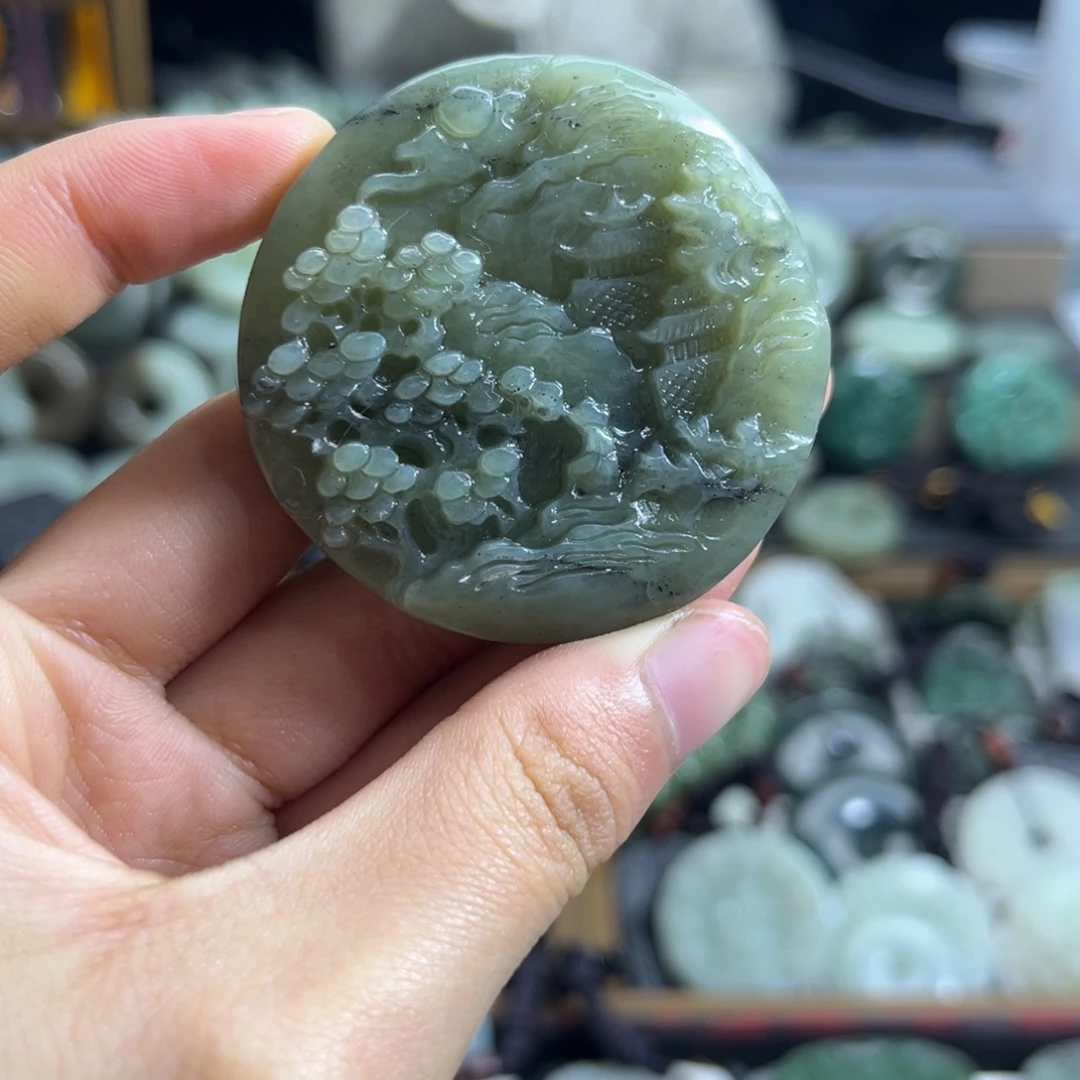 和田玉未镶嵌颈饰