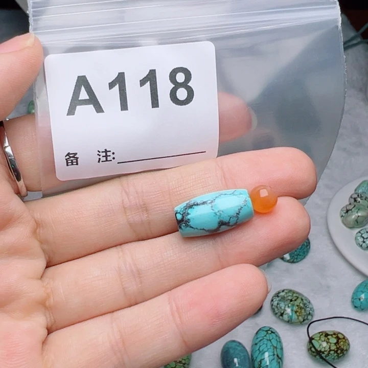 南红玛瑙未镶嵌珠宝奇石