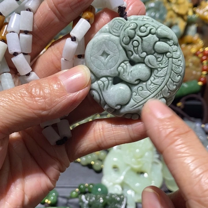 岫玉岫玉吊坠未镶嵌