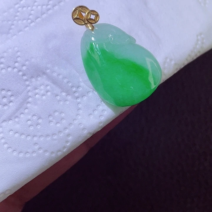颈饰18K金镶嵌翡翠翡翠