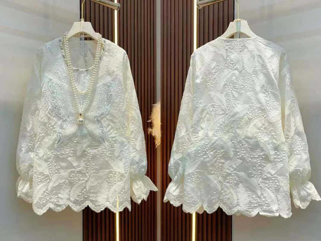 LL琳大码胖妹妹钉珠蝴蝶亮钻圆领微喇袖口小衫韩版百搭上衣25197