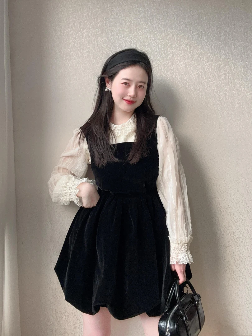 【法式黑天鹅】学院风小个子套装女丝绒花苞背带连衣裙圆领长袖衬衫