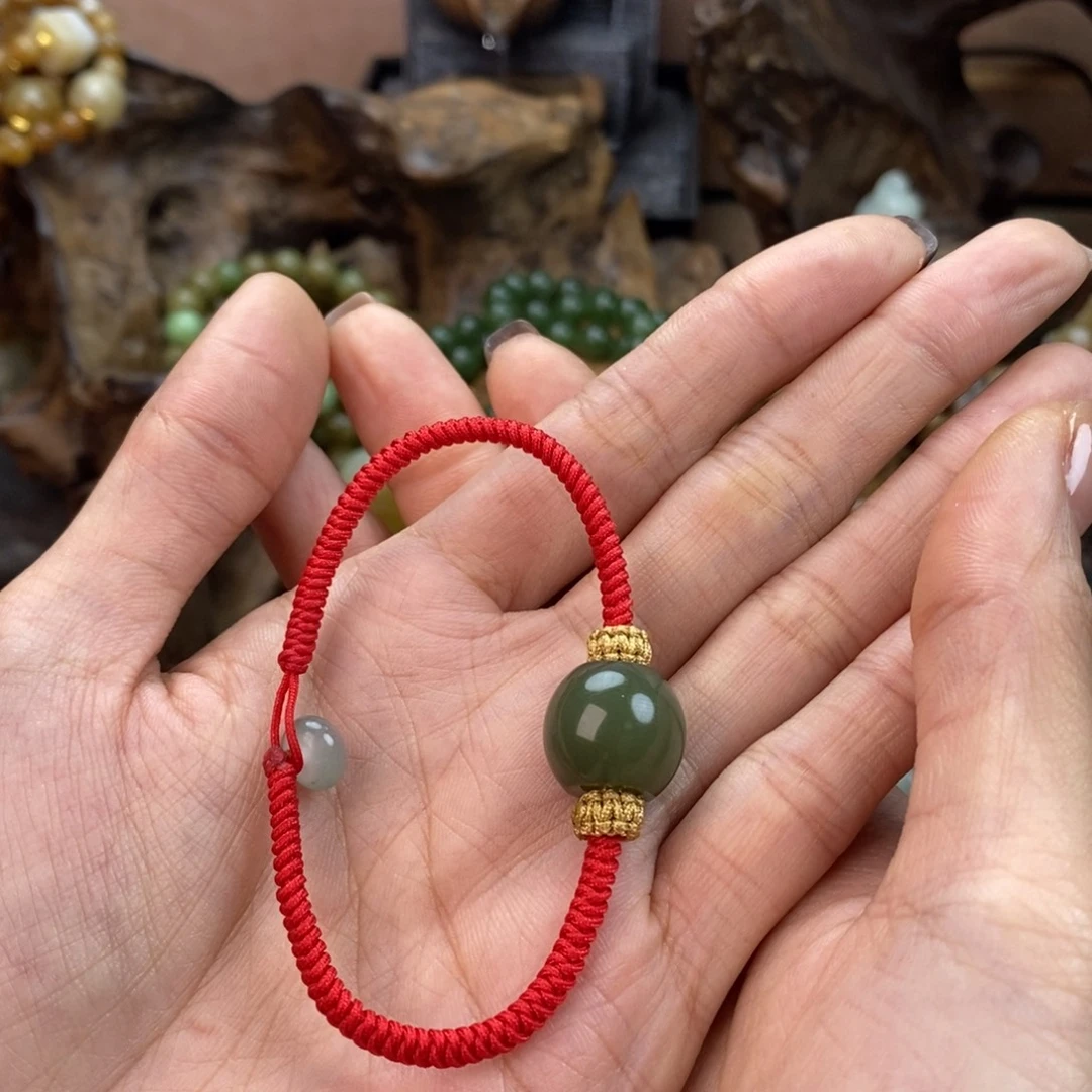 云***呼和田玉未镶嵌颈饰