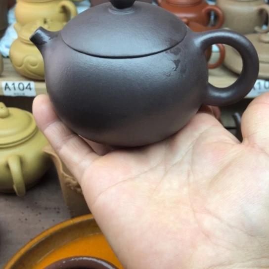 茶壶紫砂天青泥西施200豪升左右