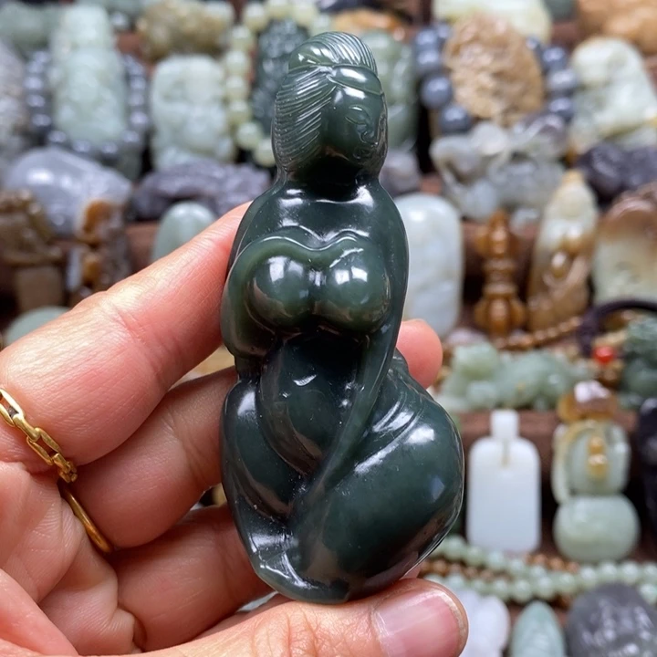 和田玉未镶嵌挂件