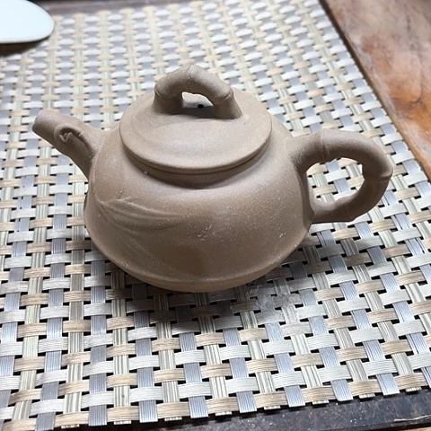 微瑕，不能明火，泡茶壶100毫升咖色小号