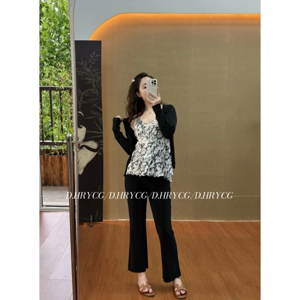 D.HRYCG【段段】不显瘦算我输的弹力微喇裤