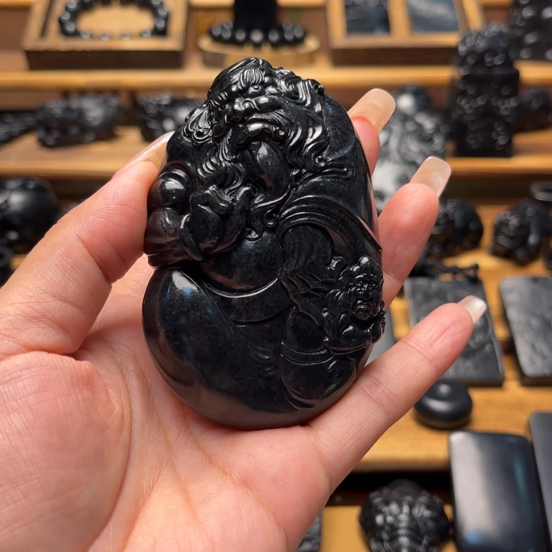 绝***人未镶嵌手链和田玉（墨玉）