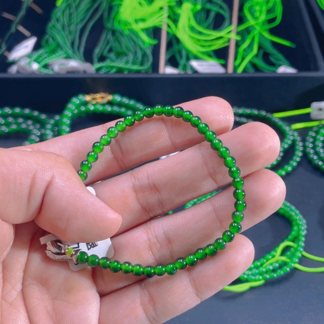 翡翠未镶嵌颈饰87766666666