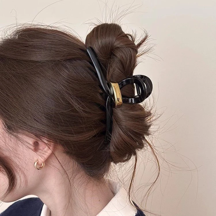 气质简约风大号抓夹女2025新款高级感后脑勺发夹气质鲨鱼夹子发饰