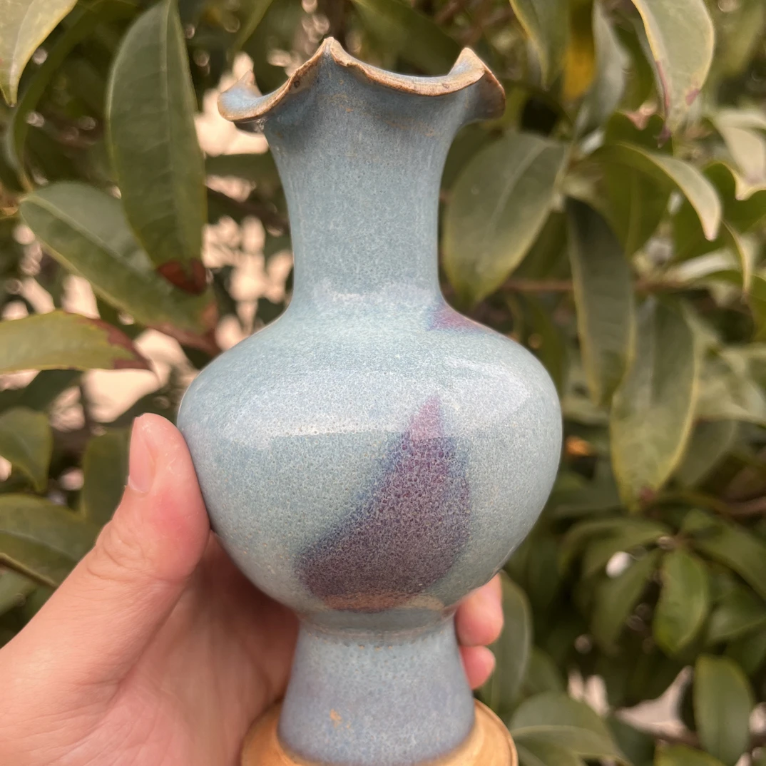 金代钧窑点斑花口瓶