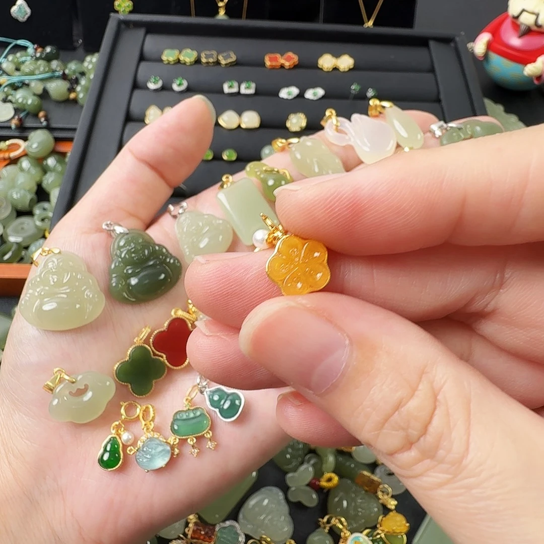 琥珀银S925镶嵌颈饰