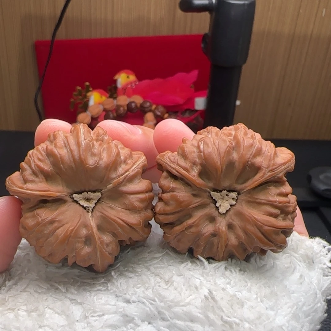 把件文玩核桃平谷凹底奔全品40