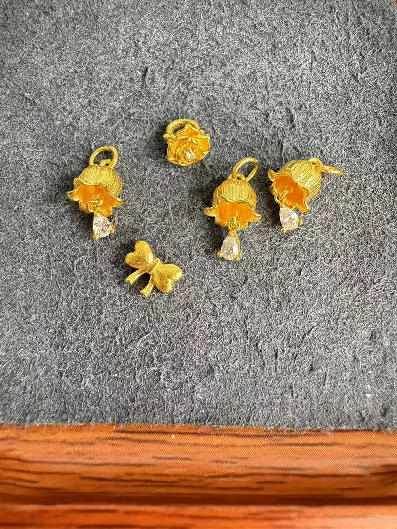 足金999 蝴蝶结铃兰花提溜