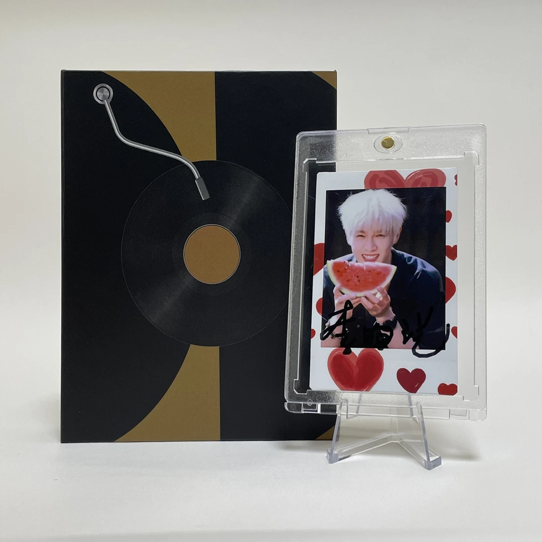 A8657【李昀锐】爱心 正品签名3寸拍立得照片