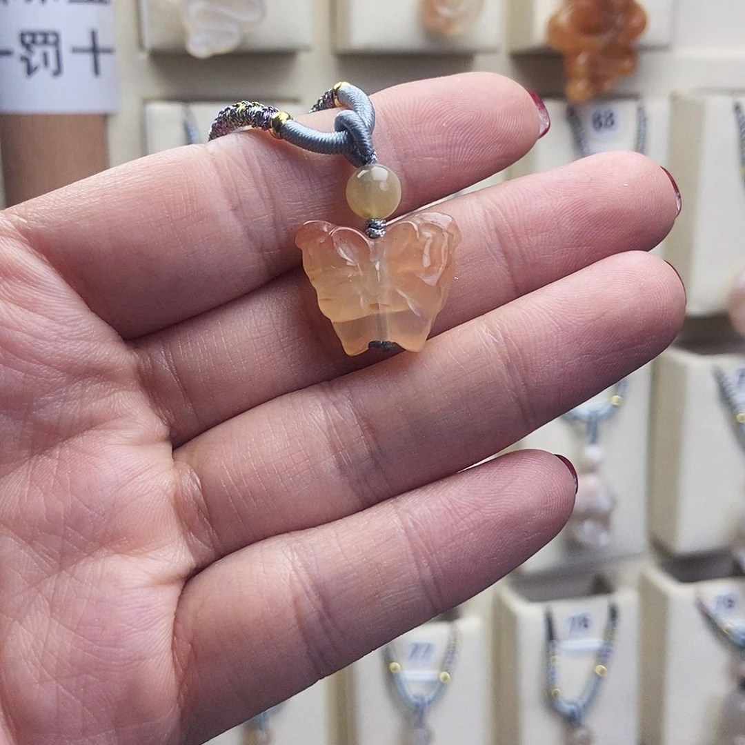 石英质玉颈饰未镶嵌k****e