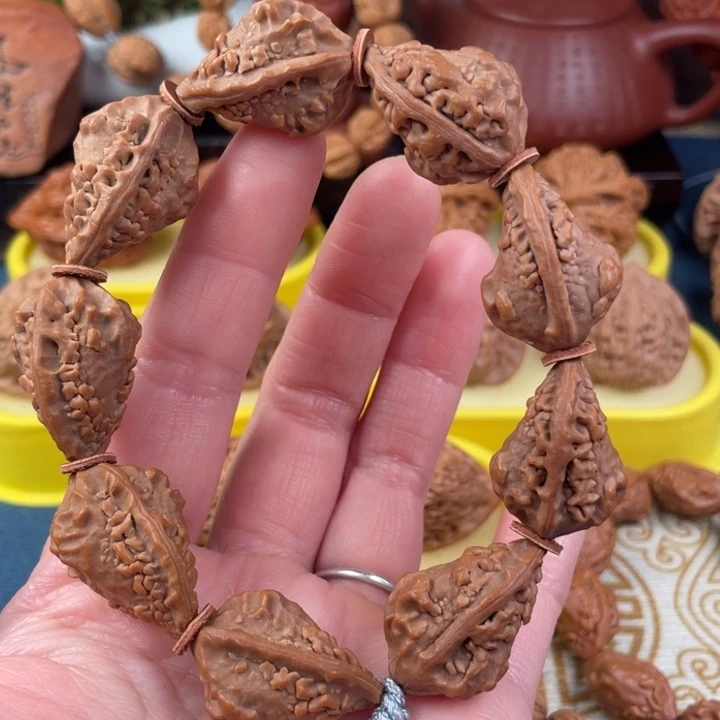 吊坠文玩核桃麒麟角18