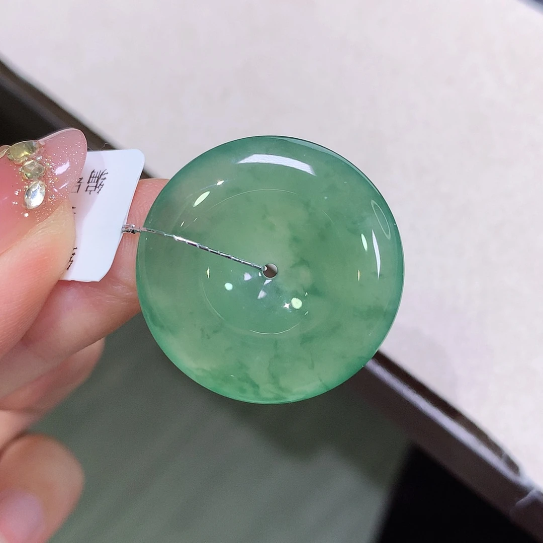 翡翠未镶嵌颈饰26.8-5.7