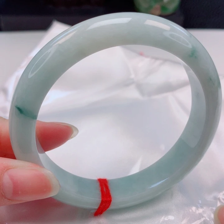翡翠未镶嵌手镯59圈