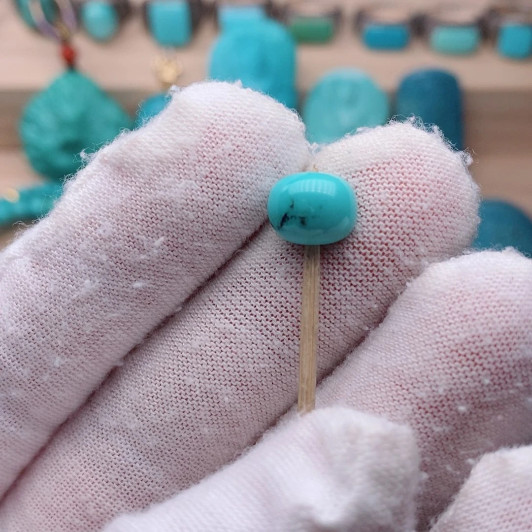 绿松石未镶嵌挂件