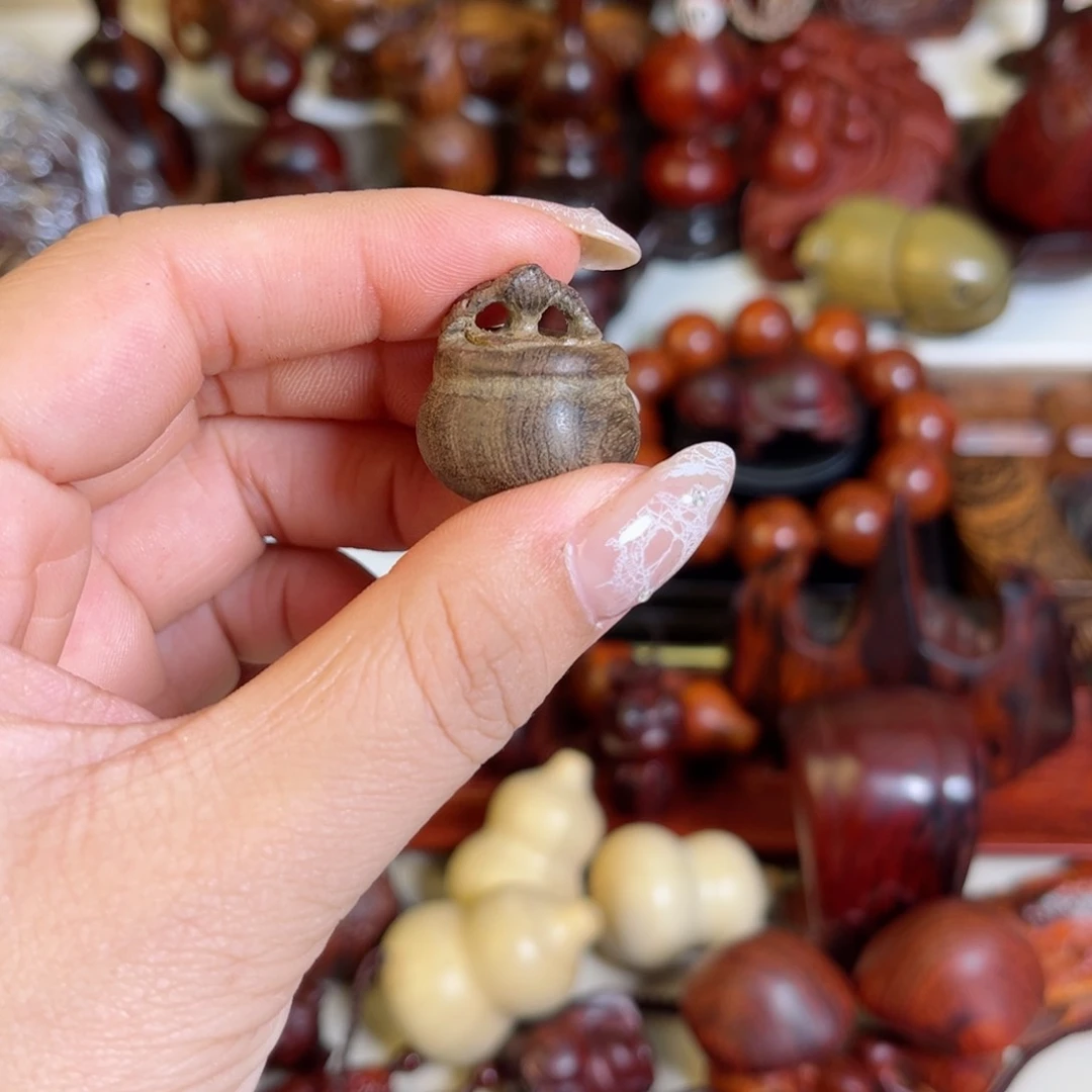 阴沉木?**宝金丝楠柿子一个