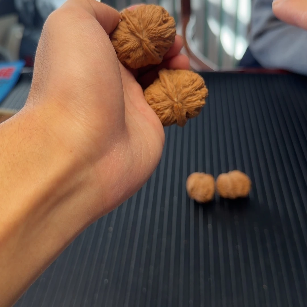 把件文玩核桃平谷元宝