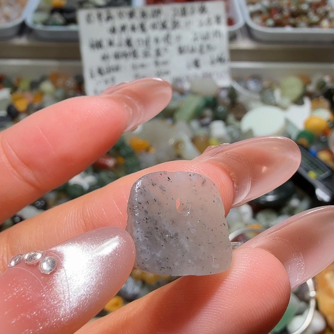 和田玉未镶嵌珠宝奇石