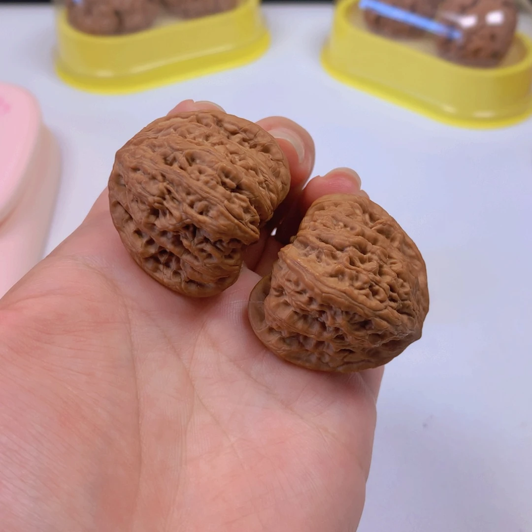 文玩核桃把件密纹37尺