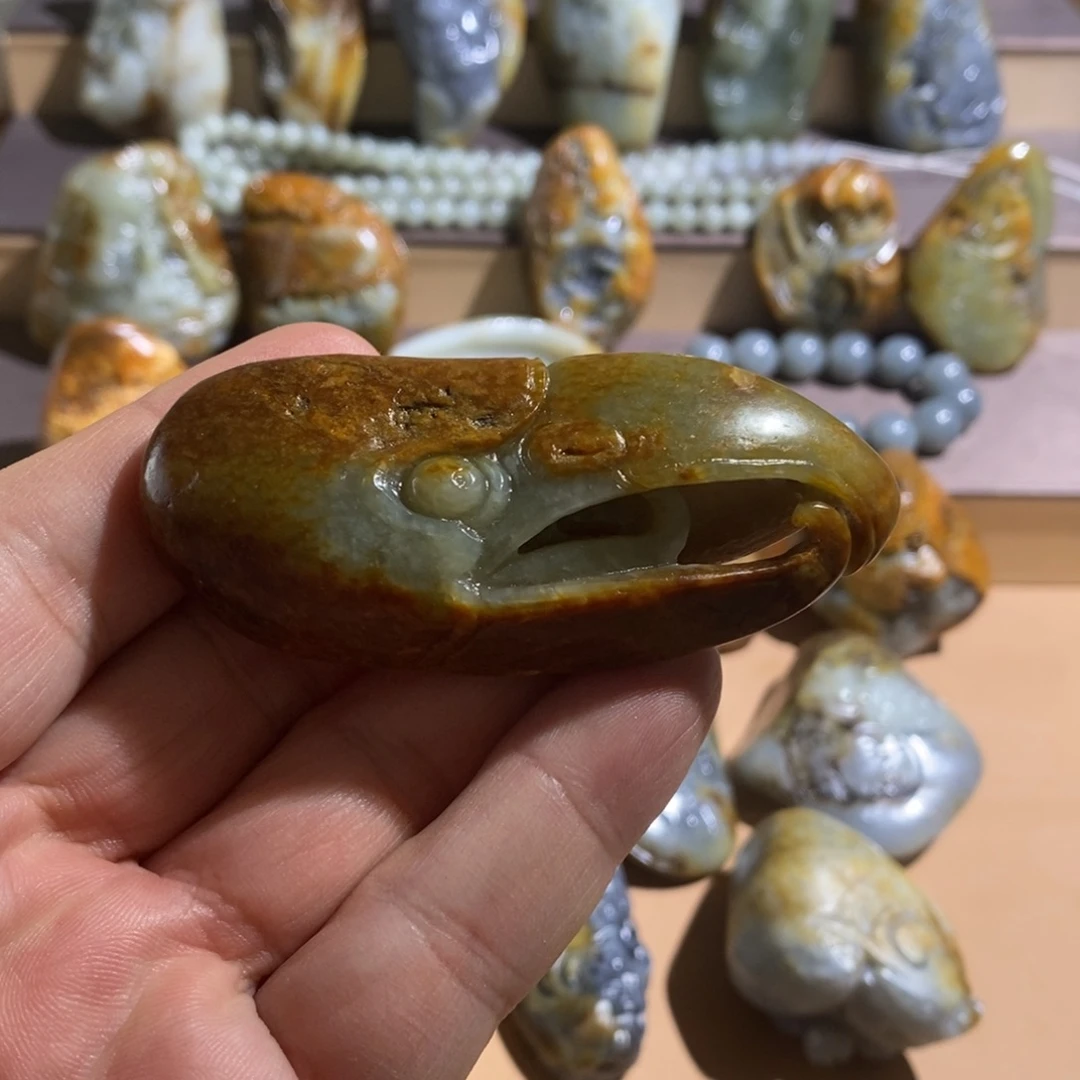 ～***～和田玉未镶嵌把件