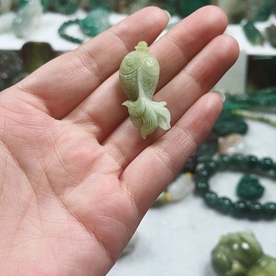 未镶嵌独山玉把件