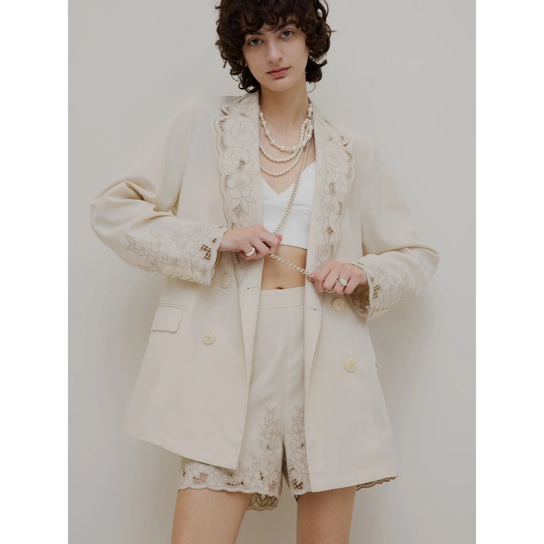 胖虎家【野生系精致】 代 时尚重工蕾丝镂空刺绣气质西装外套