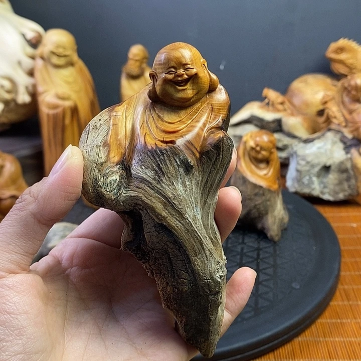 柏木（崖柏）弥勒佛