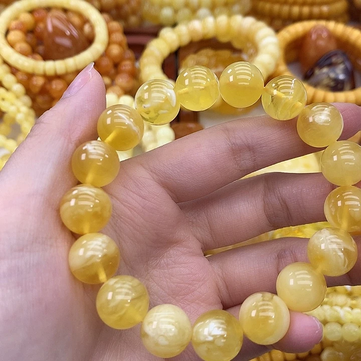 蜜蜡未镶嵌珠宝奇石