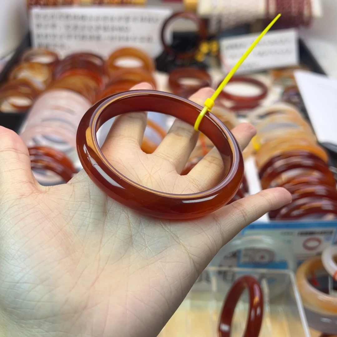 玛瑙/玉髓手镯未镶嵌?***?60