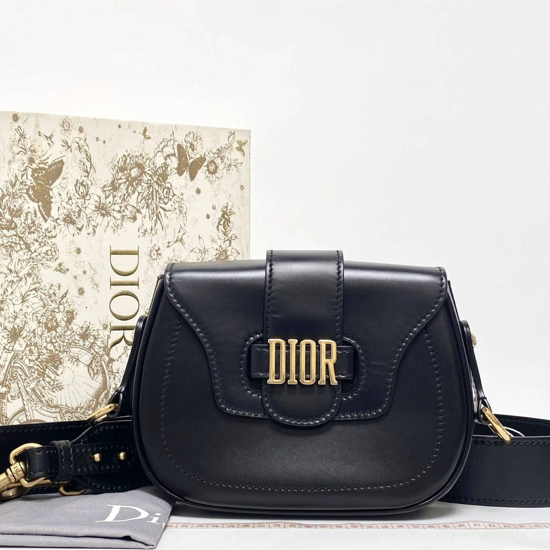 95新 DIOR/迪奥 思斯专属 迪奥黑色小猪包斜挎包 FB899