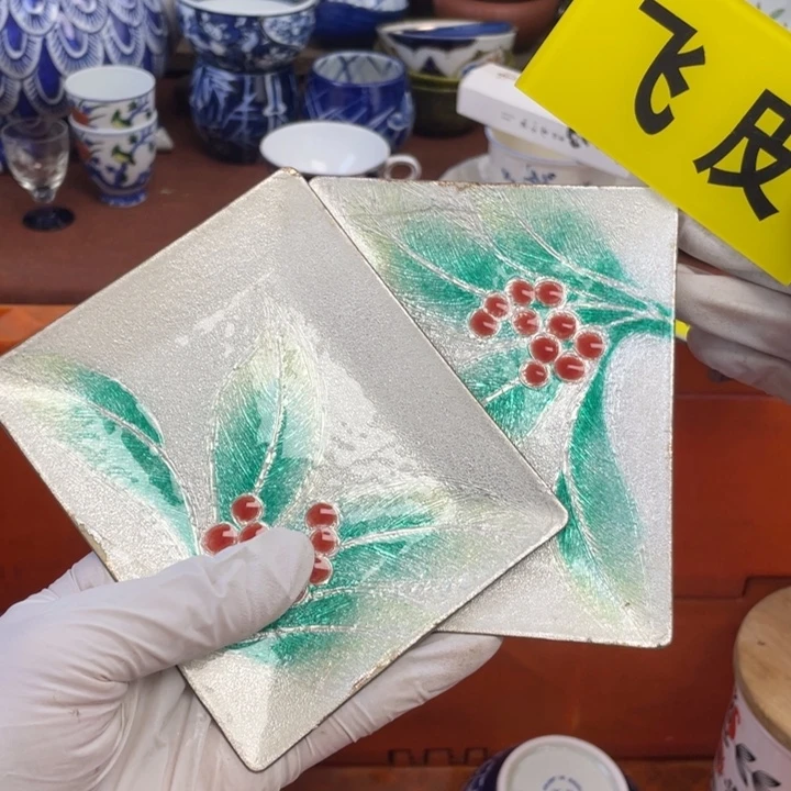 他家瓷器真美…开播了