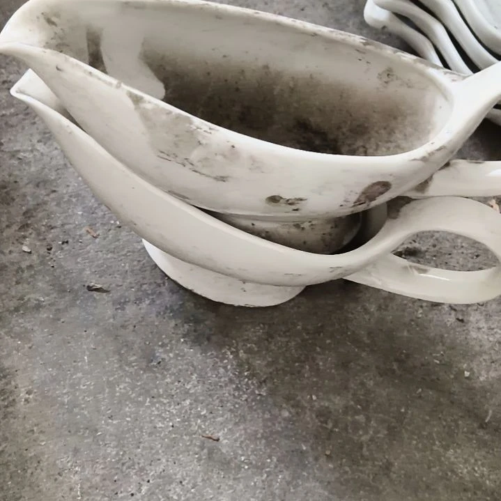 陶瓷盘子碗啥都有