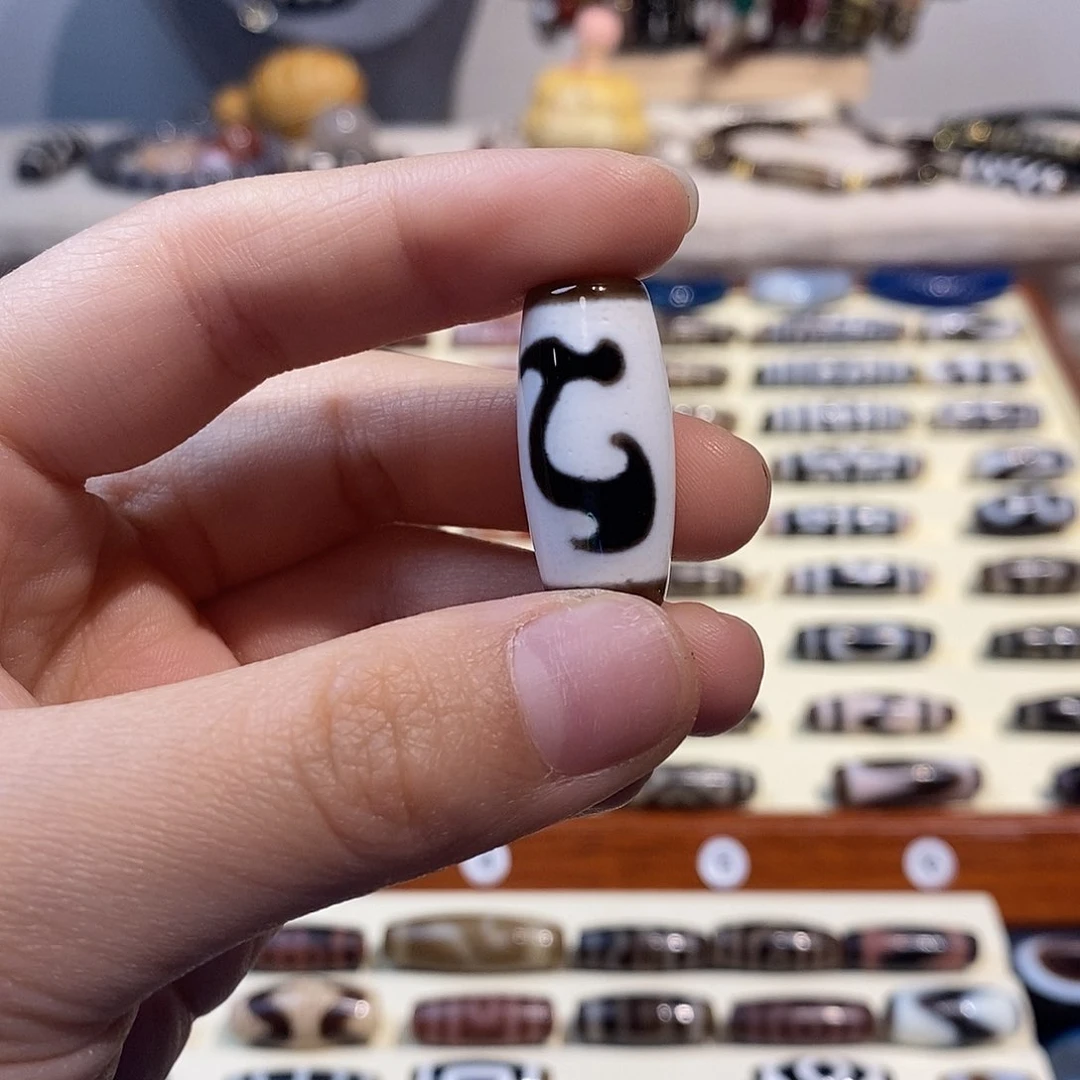 叫****合金颈饰玛瑙/玉髓