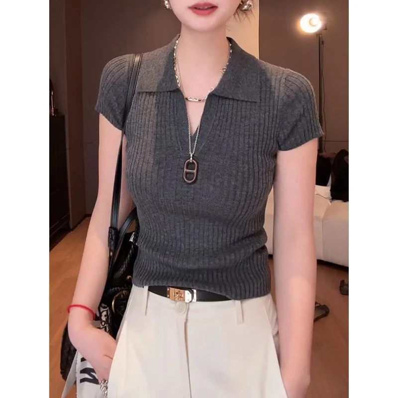 坑条新款灰色翻领针织短袖2025修身夏季显瘦高级气质百搭上衣