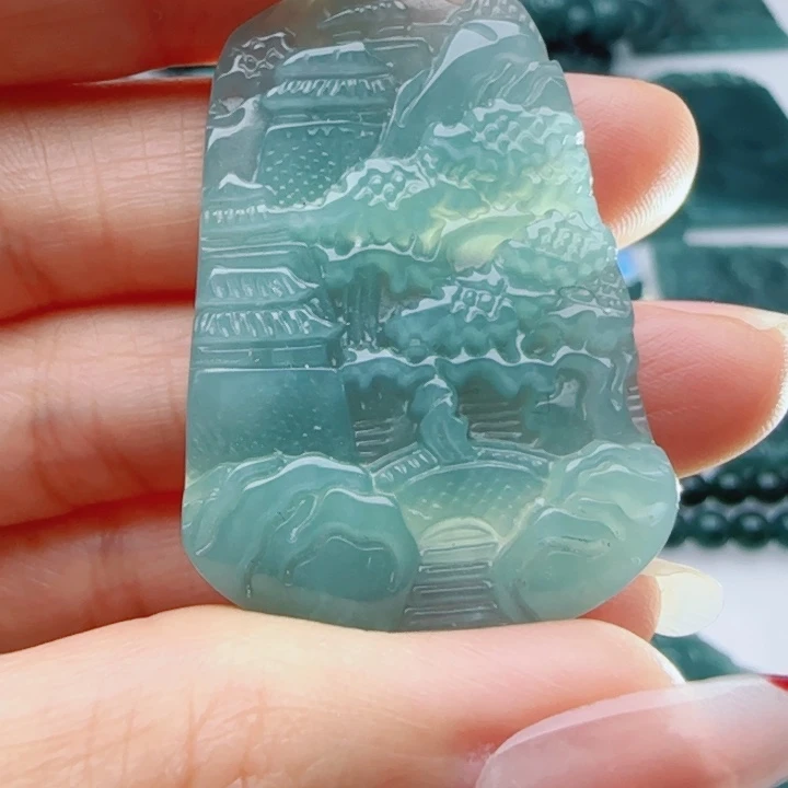 翡翠未镶嵌颈饰多样性发货天然A货翡翠